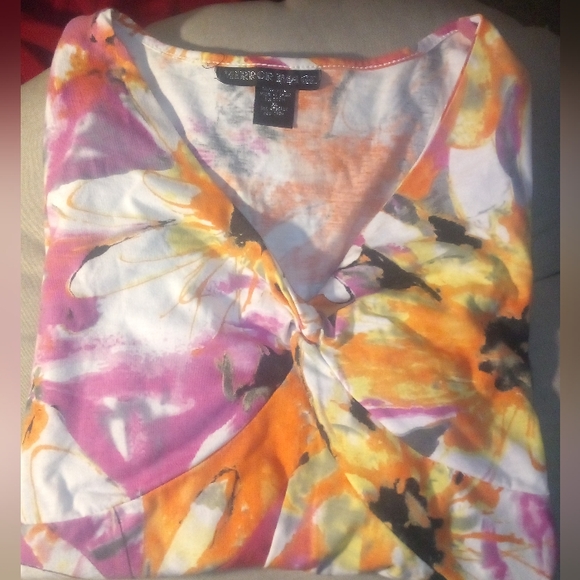 Mirror Image - Picture 5 of 8